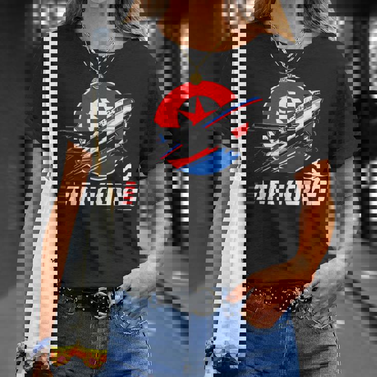 航空高麗 北朝鮮航空母艦 ソビエトツポレフ キム・ジョン Tシャツ 彼女への贈り物