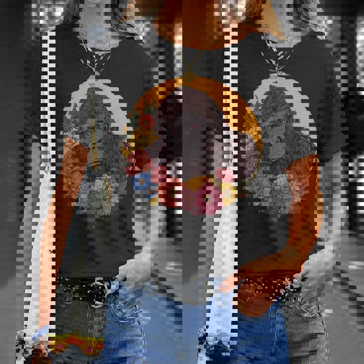 花のイラストとゴリラ Tシャツ 彼女への贈り物