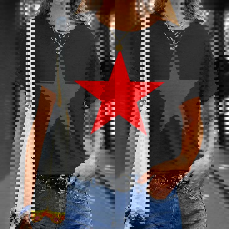 複数のカラーにレッドスター。 Tシャツ 彼女への贈り物