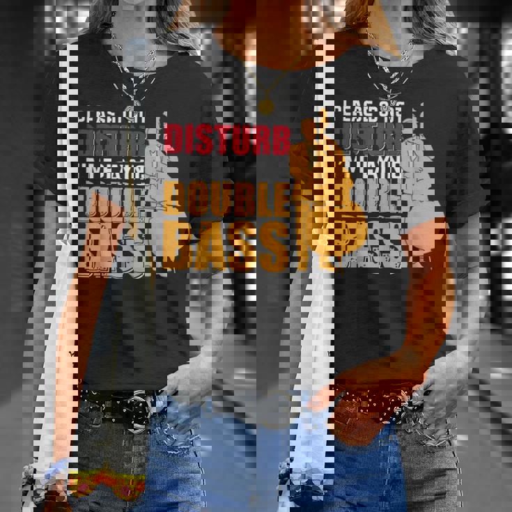 邪魔しないでください私はコントラバス奏者です Tシャツ 彼女への贈り物