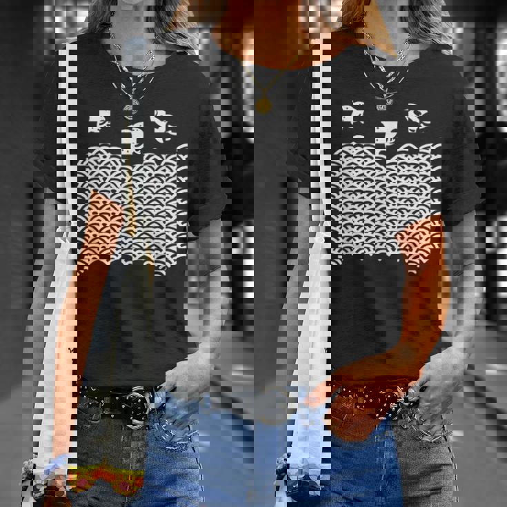 青海波文様 浜千鳥 ロケット 日本の夏 和柄 波 海 ビーチ 鳥 おもしろ 幾何学模様 伝統柄 オリジナル Tシャツ 彼女への贈り物