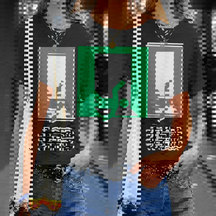 非常識（パロディ 非常口）イラスト【変なtシャツ屋さん】 面白い デザイン Tシャツ 彼女への贈り物