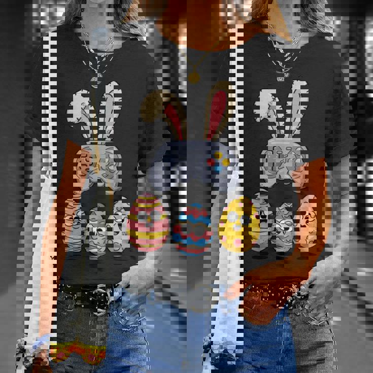 面白いイースタービデオゲームコントローラーと卵 Tシャツ 彼女への贈り物
