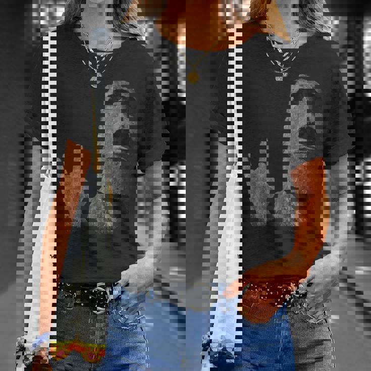 面白いイースター島のモアイ像のロッカーign Of The Horns Tシャツ 彼女への贈り物