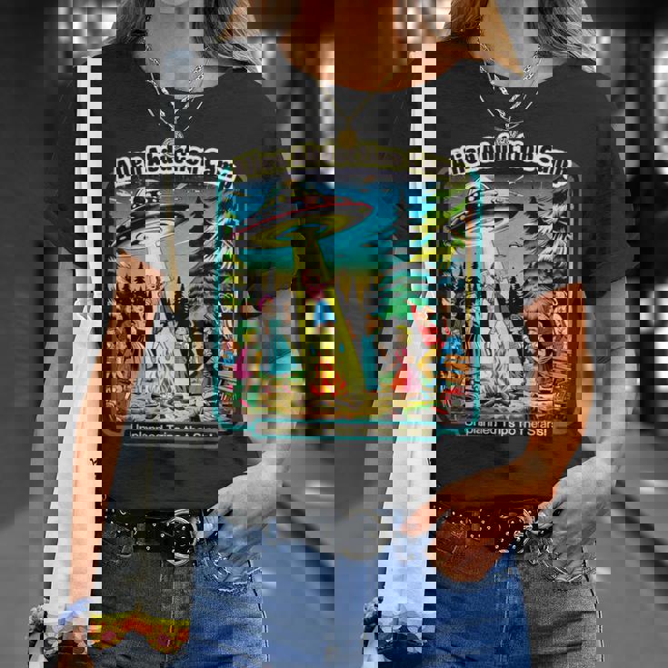 面白いヴィンテージエイリアン誘拐キャンプ Ufoエイリアン Tシャツ 彼女への贈り物