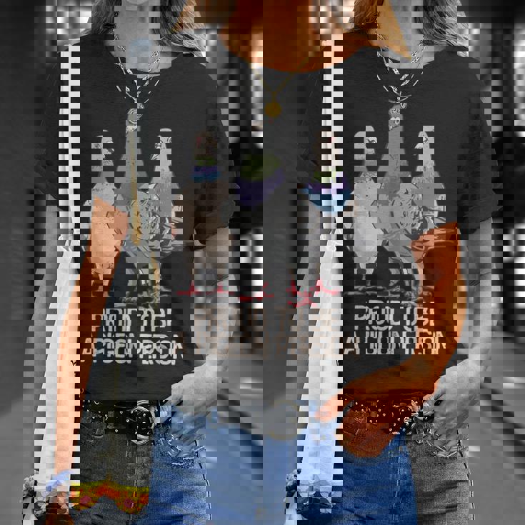 鳩の人であることを誇りに思う鳩好き。 Tシャツ 彼女への贈り物