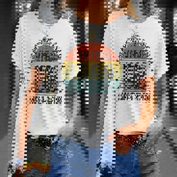 56歳ギフトtシャツ Best Of 1968 Legends Were Born In 1968 Tシャツ 彼女への贈り物