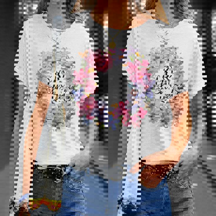 80 Years Loved 80歳の誕生日 フローラルリース 80歳 Tシャツ 彼女への贈り物