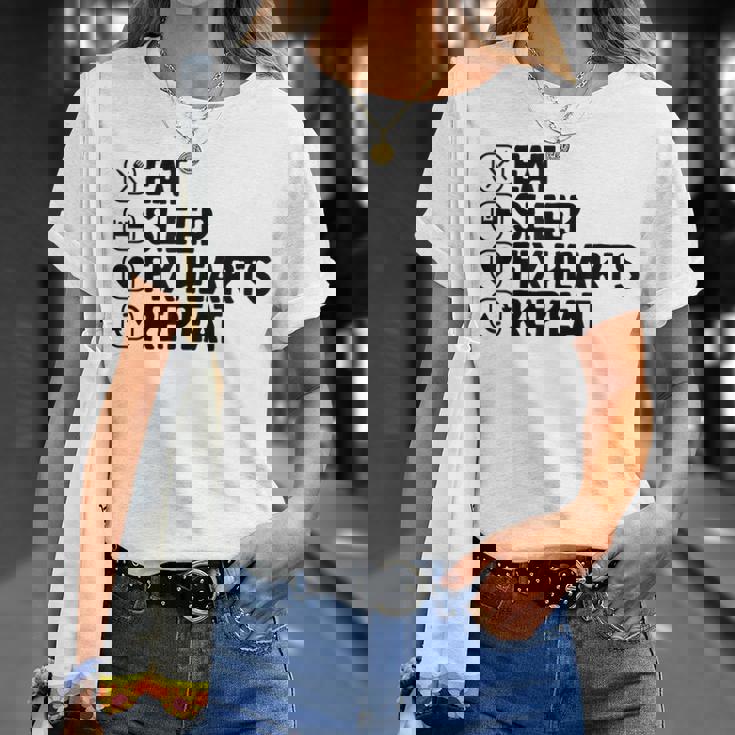 Eatleep Fix Heartsリピート心臓専門医心臓病学 Tシャツ 彼女への贈り物