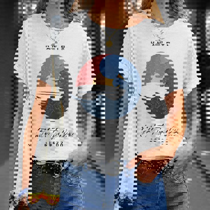 Hang 10 Catch The Waves サーフボード サーフ サーフィン Tシャツ 彼女への贈り物