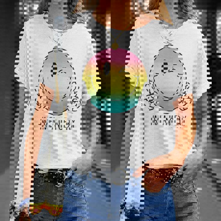 Have A Nice Day Winkingmile Face Peace Wink Happy Face Tシャツ 彼女への贈り物