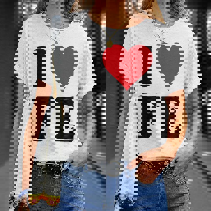 I Heart Fe Initials I Love FE First And Last Name F E Tシャツ 彼女への贈り物