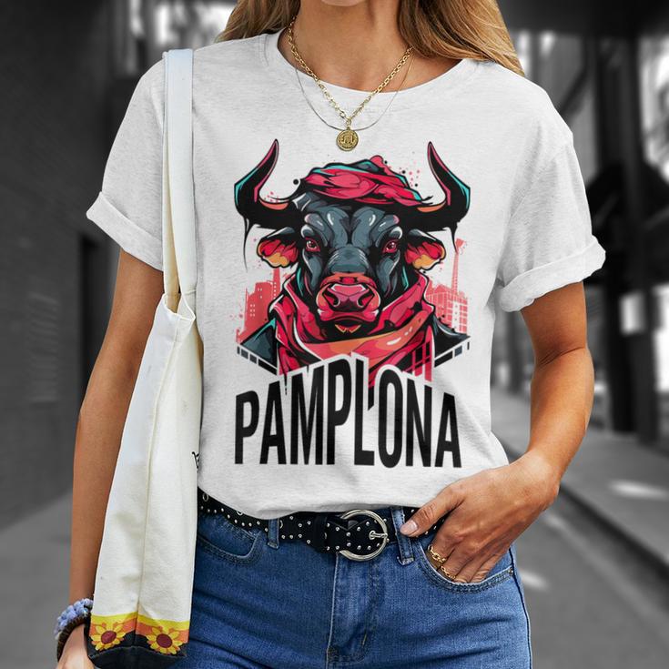 Ilustración Divertida Toroan Fermines De Pamplona Camiseta unisex Regalos para ella