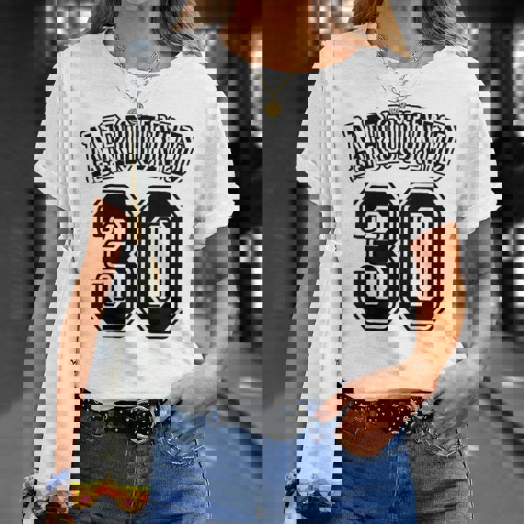 【バックプリント・背中側】Around 30 アラサー（三十歳 30才）ユニフォーム風 30代 誕生日プレゼント 面白 Tシャツ 彼女への贈り物