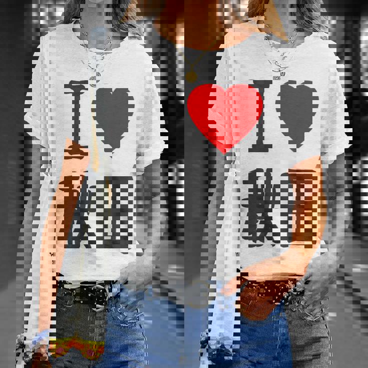 【バックプリント・背中側】アイラブ・秋田（I Love ハート）Big 大きな文字 お土産 グッズ 面白 Tシャツ 彼女への贈り物