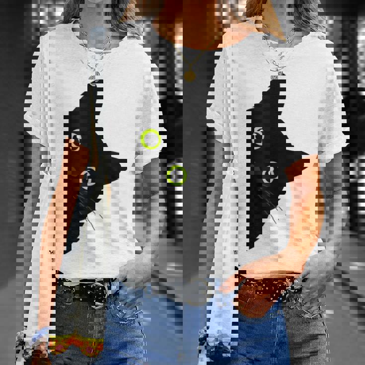 【覗くネコ】黒猫 にゃんこ 猫好き 猫 可愛い ネコ 子猫 ネコ好き 面白い 変な 遊び心 ネタ ウケ狙い おもしろ Tシャツ 彼女への贈り物