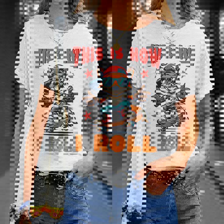 これが私がクールなフォックススケートをスケートボードで転がす方法です Tシャツ 彼女への贈り物