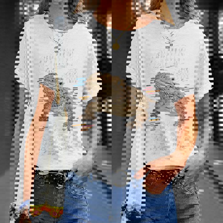 ひげを生やしたドラゴン、バルタゲーム、フトアゴヒゲトカゲ、ポゴナとくつろぐ 長袖tシャツ Tシャツ 彼女への贈り物