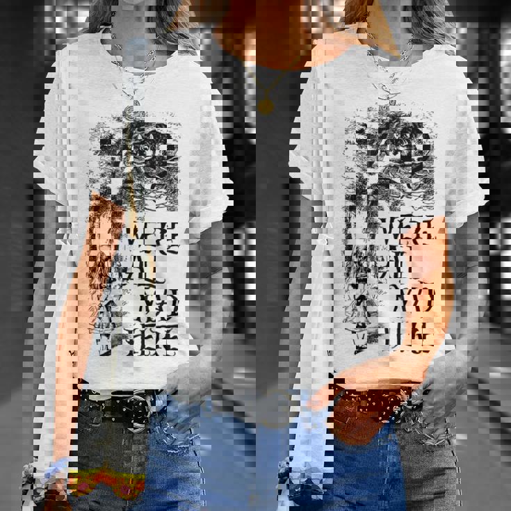 みんな怒ってるよ不思議の国のアリス Tシャツ 彼女への贈り物