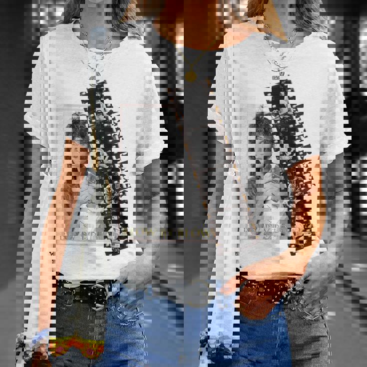 ジェフベック_001 Tシャツ 彼女への贈り物