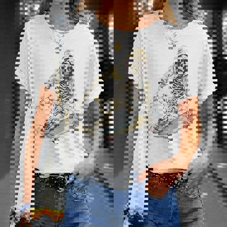 スケートボード スケルトン スケーター スケートボーダー スケートボード Tシャツ 彼女への贈り物