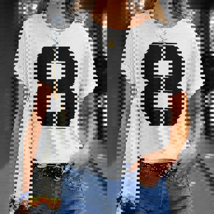 タイポグラフィ 太字 ステンシル 8番 数字 8 Tシャツ 彼女への贈り物