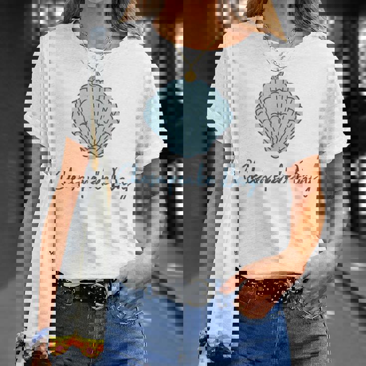 チェサピーク湾 ホタテ貝殻 貝殻 ビーチ 沿岸釣り Tシャツ 彼女への贈り物