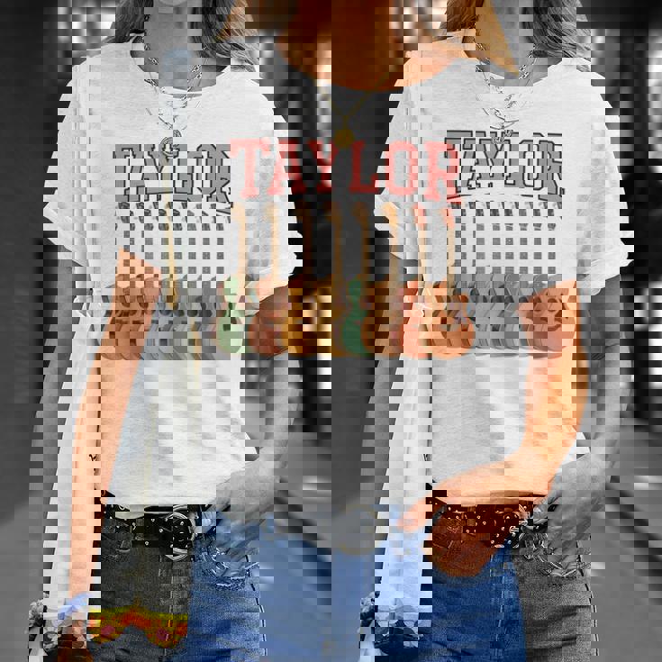 テイラー・ギター・カレッジ Tシャツ 彼女への贈り物