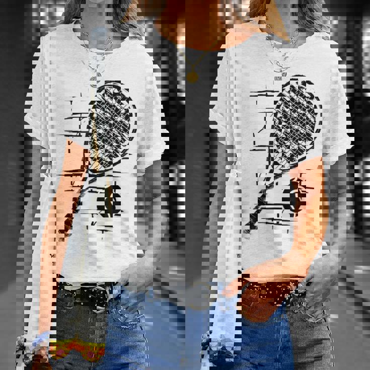 テニスラケット ボール シルエット 面白い スポーツ選手 コーチファン Tシャツ 彼女への贈り物