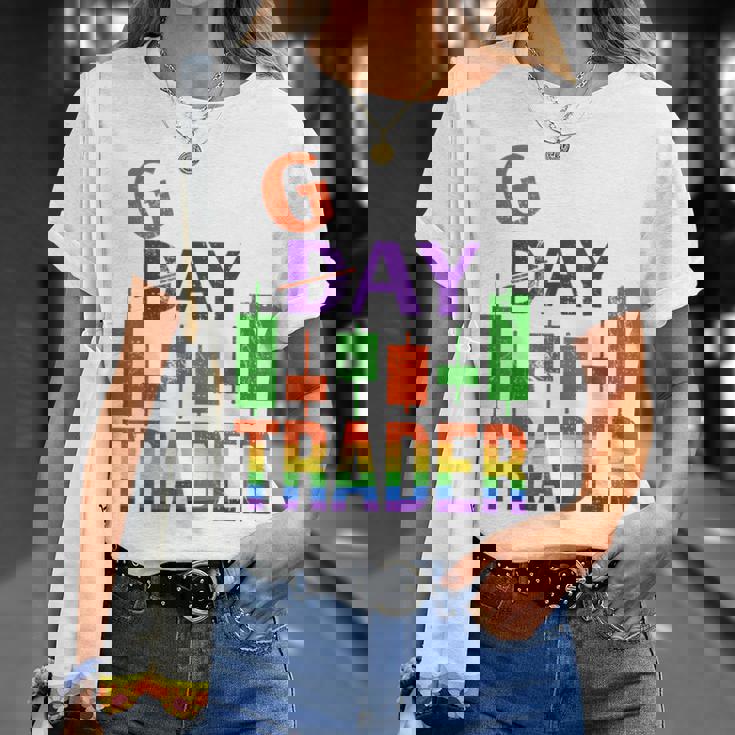 デイストライクスルーゲイトレーダープライド月間トレーディングオタクファニー。 Tシャツ 彼女への贈り物