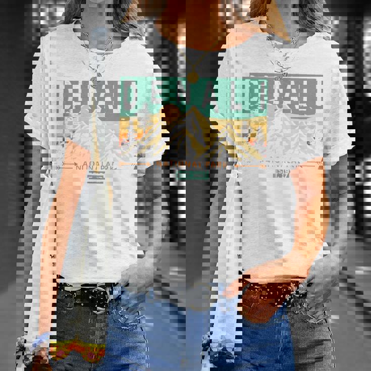 デナリ国立公園 山 自然 レトロ 夕日 ヴィンテージ Tシャツ 彼女への贈り物