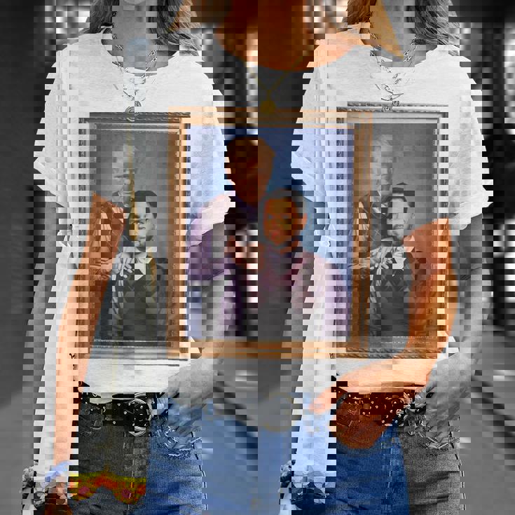 トランプ・ヴァンス・ブラザーズ ポートレート トランプ大統領 2024 Tシャツ 彼女への贈り物