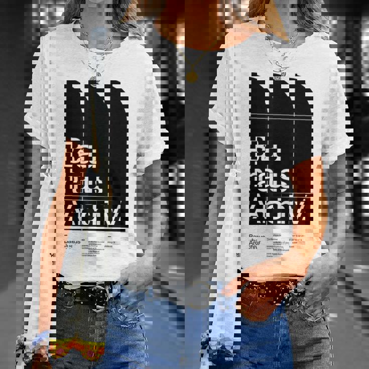 バウハウスアーカイブ – モダニストベルリンデザイン Tシャツ 彼女への贈り物