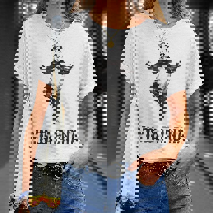 パンダ ヨガポーズ 水墨画 おもしろ 運動 和風 動物 Tシャツ 彼女への贈り物