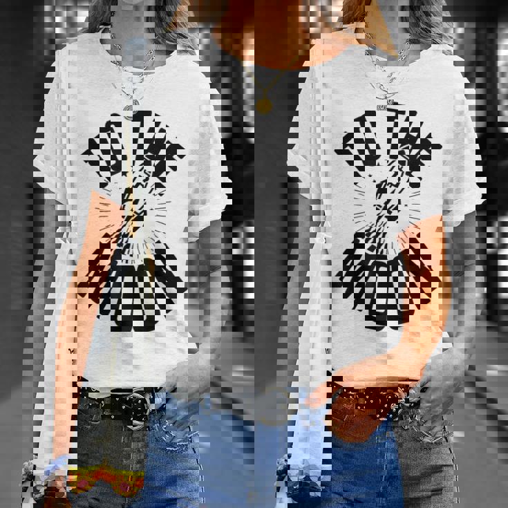 ビットコインから月へ、ビットコイン100k、ビットコイン暗号。 Tシャツ 彼女への贈り物