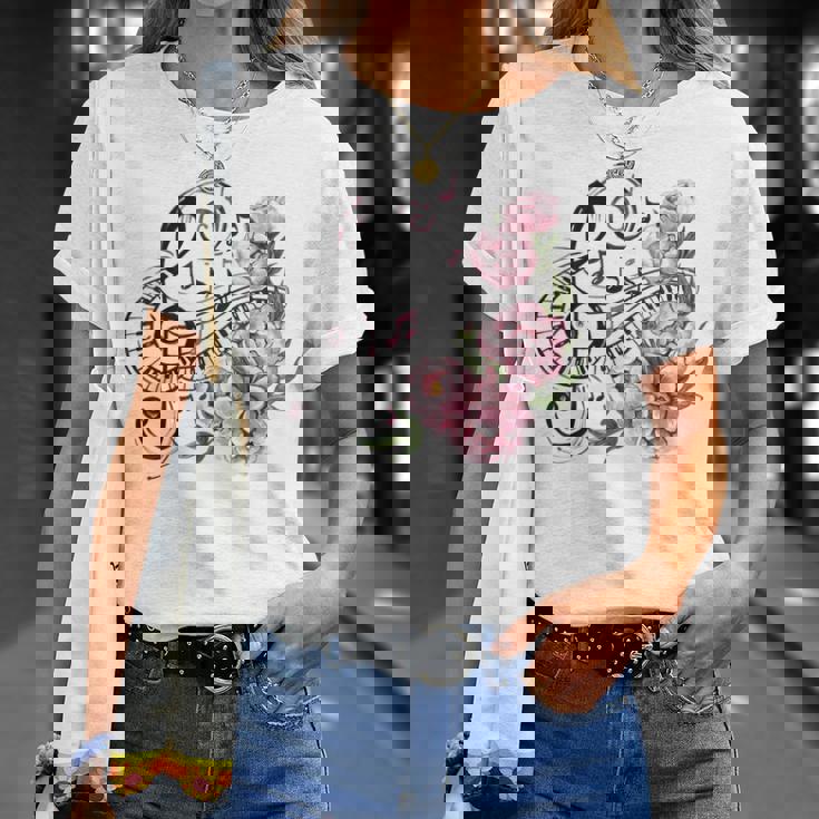 ピアノの鍵盤、音符、花 Tシャツ 彼女への贈り物