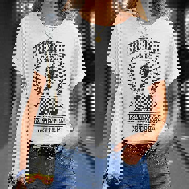 フットボール選手 お父さんみたいな 普通のお父さん ただクーラー Tシャツ 彼女への贈り物