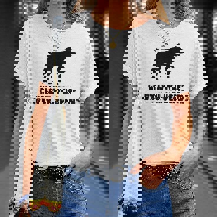 ブリタニー・スパニエル 私はあなたの提案ではなく私の鼻に従います Tシャツ 彼女への贈り物