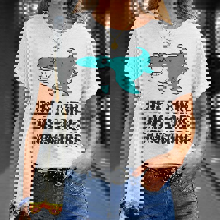 モササウルスが好きな女の子だけ Tシャツ 彼女への贈り物