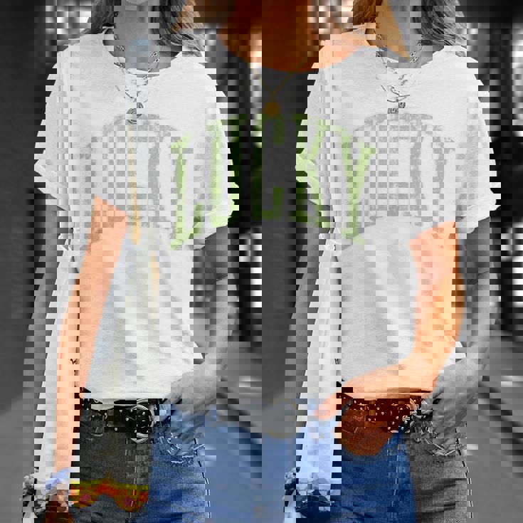 ラッキーシャムロック 四つ葉クローバー Tシャツ 彼女への贈り物