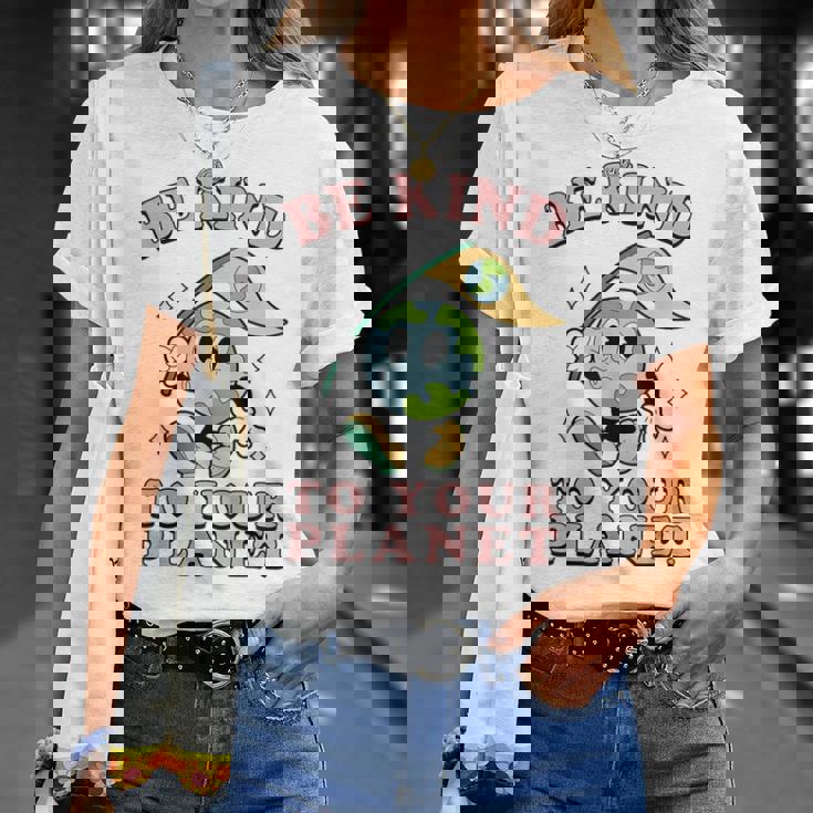 レトロ グルービー Be Kind To Your Planet Earth Day 70年代 80年代 4月 Tシャツ 彼女への贈り物