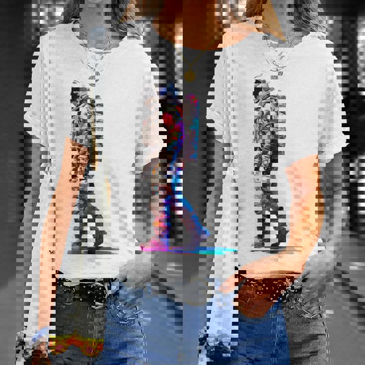 宇宙飛行士 宇宙モチーフ カラフル 宇宙飛行士 Tシャツ 彼女への贈り物