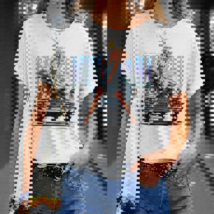 強風ピンナップガールとオールドアメ車のバックプリント Tシャツ 彼女への贈り物