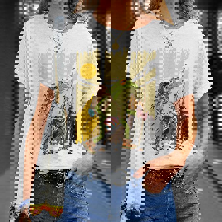 楽しいカエル ハイキングと登山愛好家 Tシャツ 彼女への贈り物