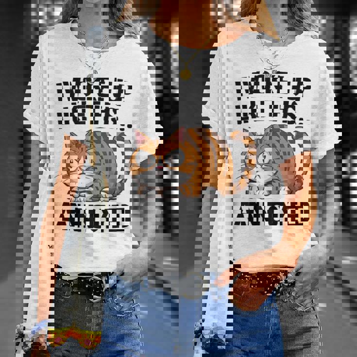 皮肉な猫好き 面白い 内向的 反社会的 不機嫌そうなキティ Tシャツ 彼女への贈り物