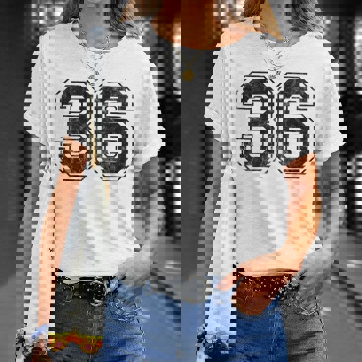 背中に36番。 Tシャツ 彼女への贈り物