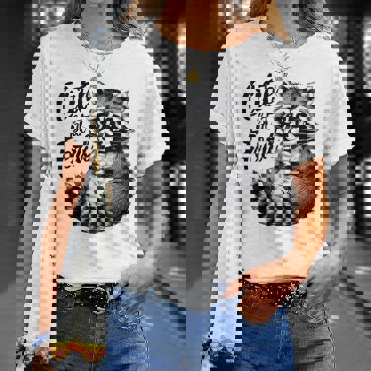 野生の女の子の夏の面白いミームかわいいけど野生のアライグマ休暇 Tシャツ 彼女への贈り物