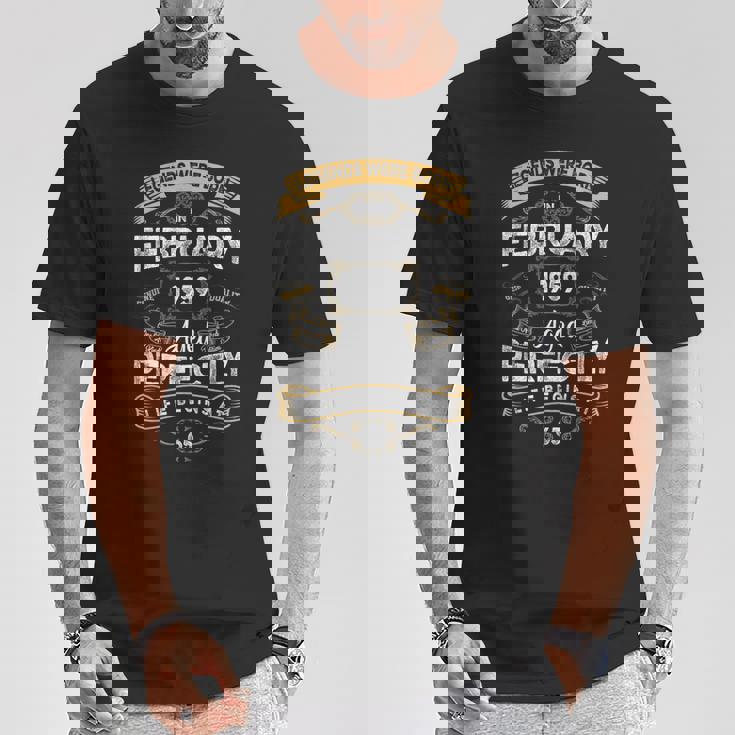 1959年1月生まれの65歳の誕生日伝説 Tシャツ 面白い贈り物