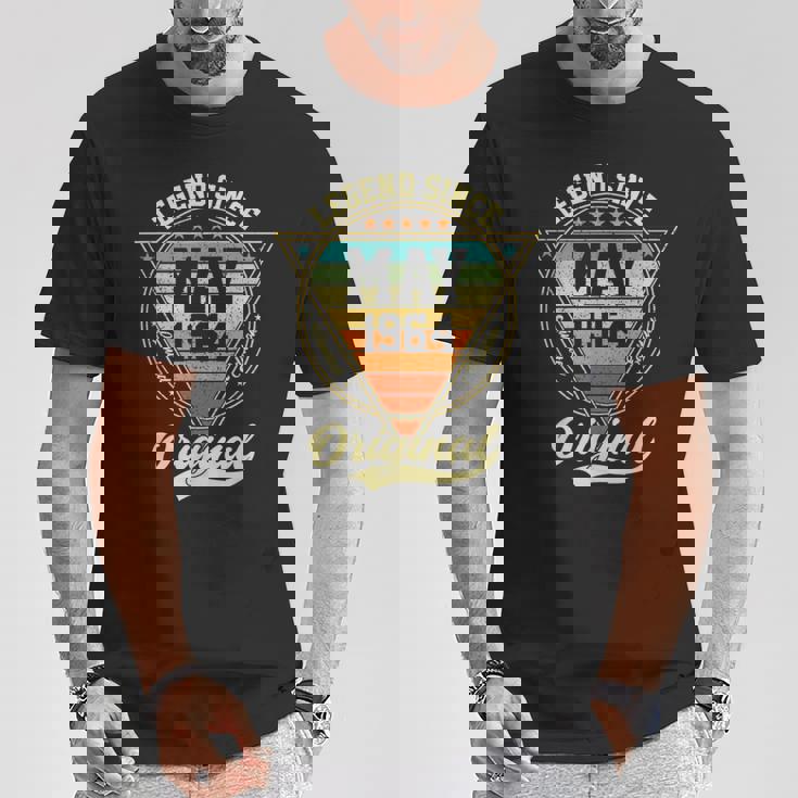 1964年5月以来60歳の誕生日伝説 60歳 Tシャツ 面白い贈り物