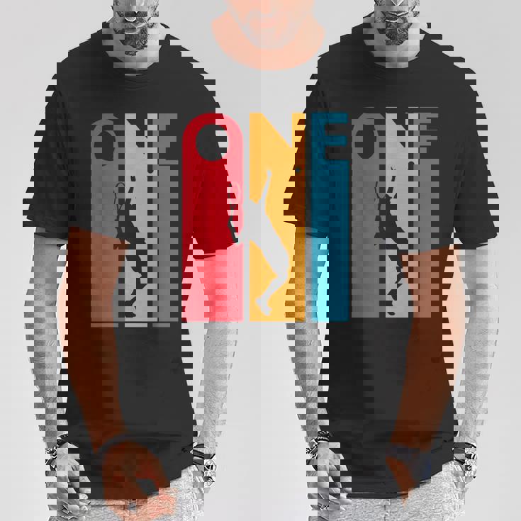 1歳の誕生日ギフト ヴィンテージ テニス 誕生日 1歳 Tシャツ 面白い贈り物